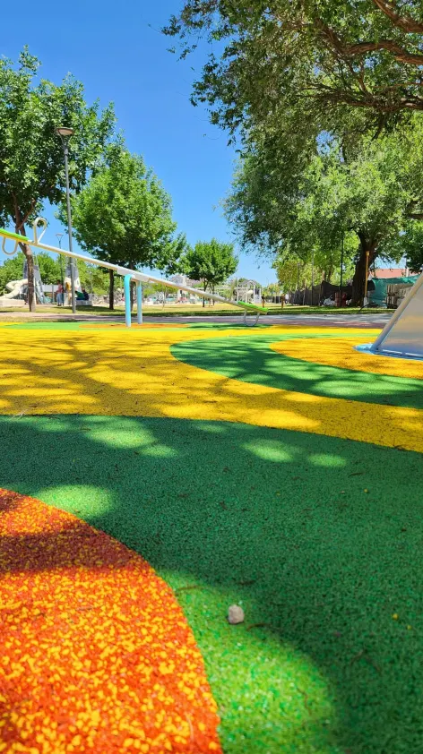 Superficies y alfombras de juegos